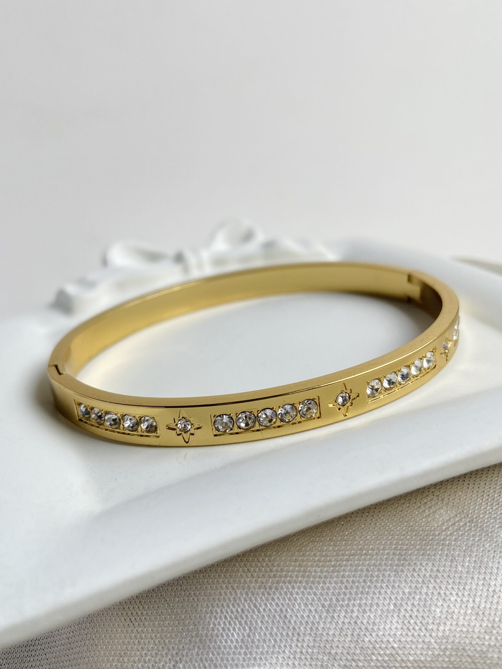 anti tarnish aia kada bracelet