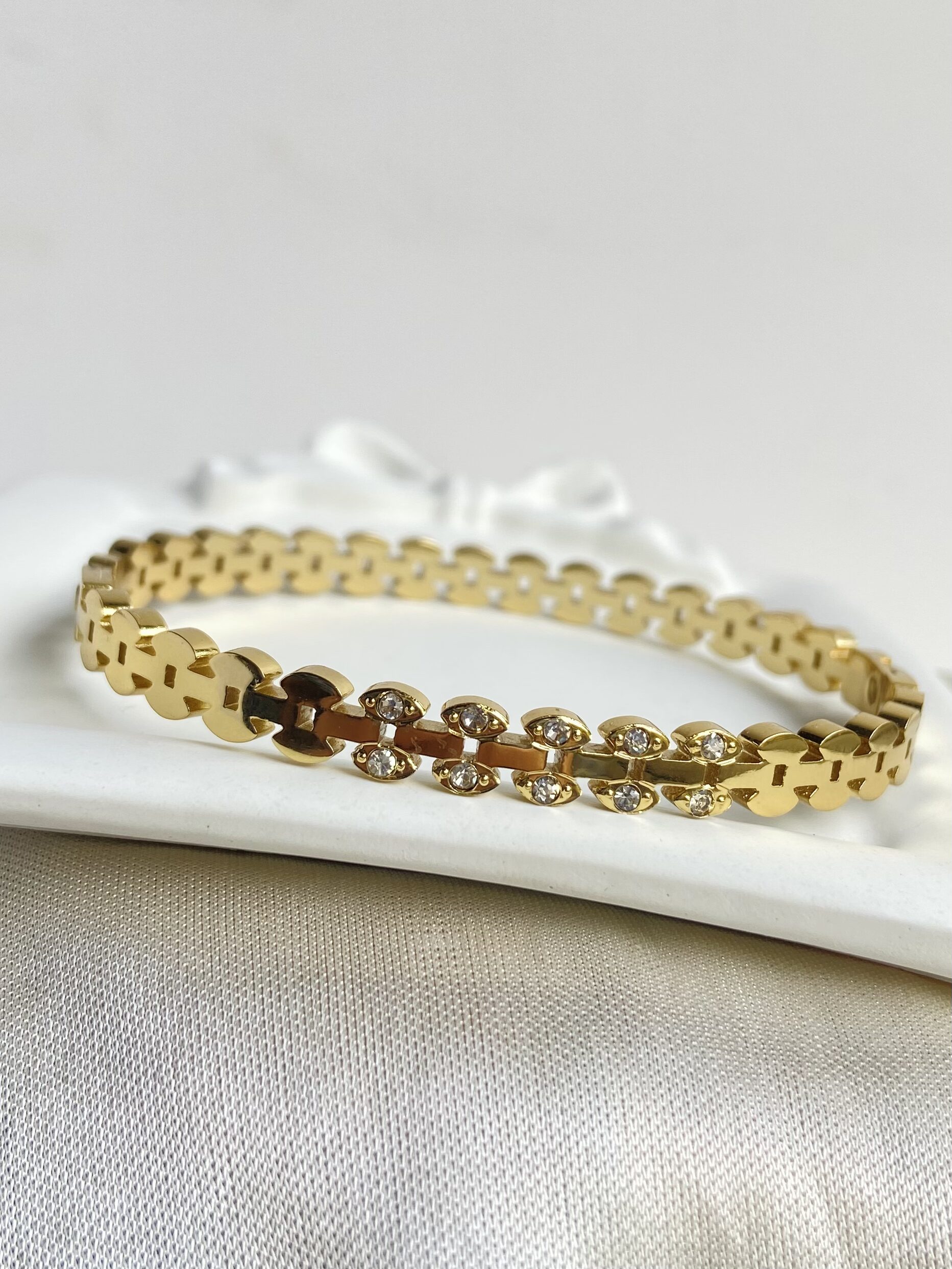 anti tarnish lily kada bracelet