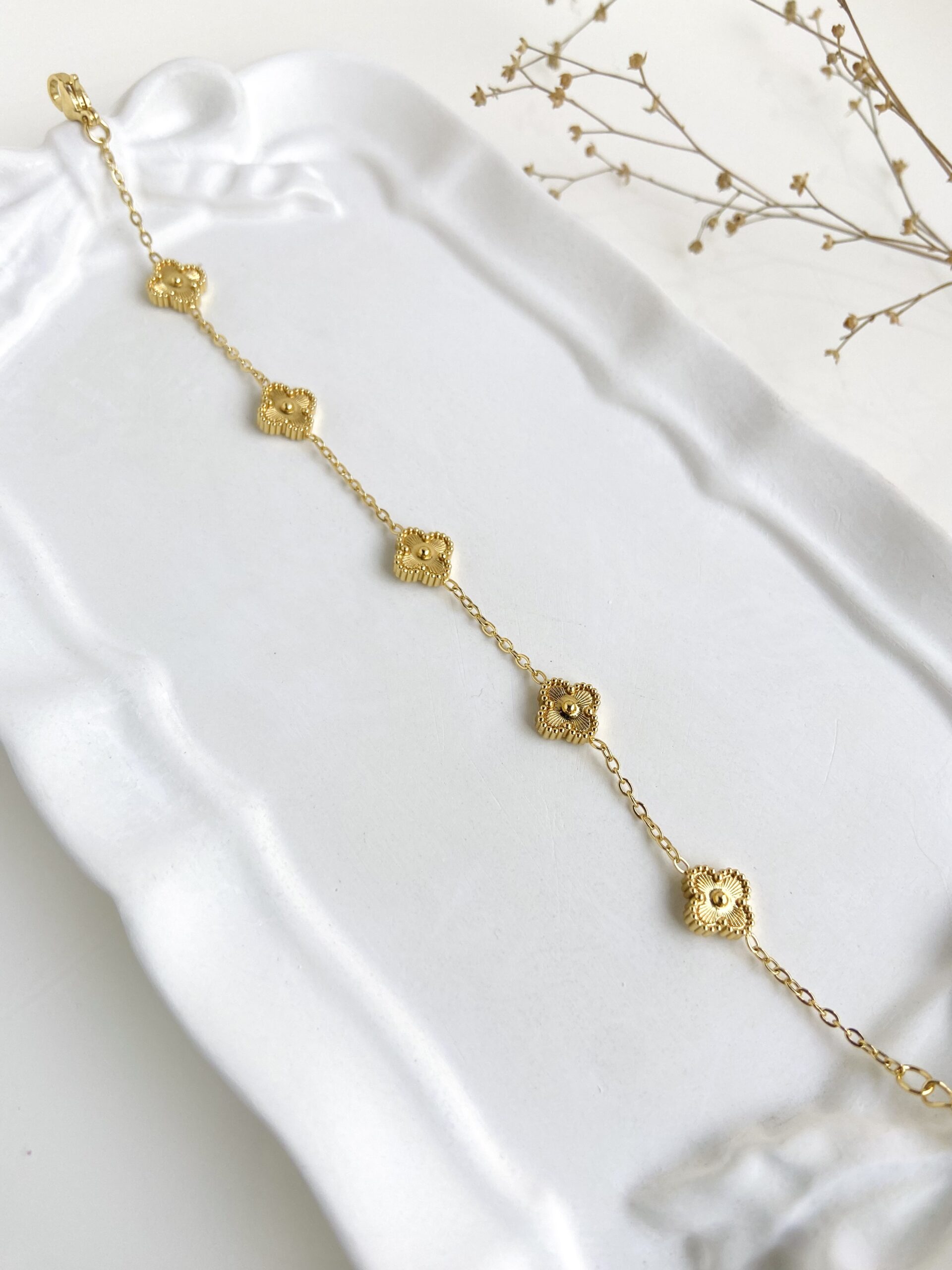 golden clover bracelet
