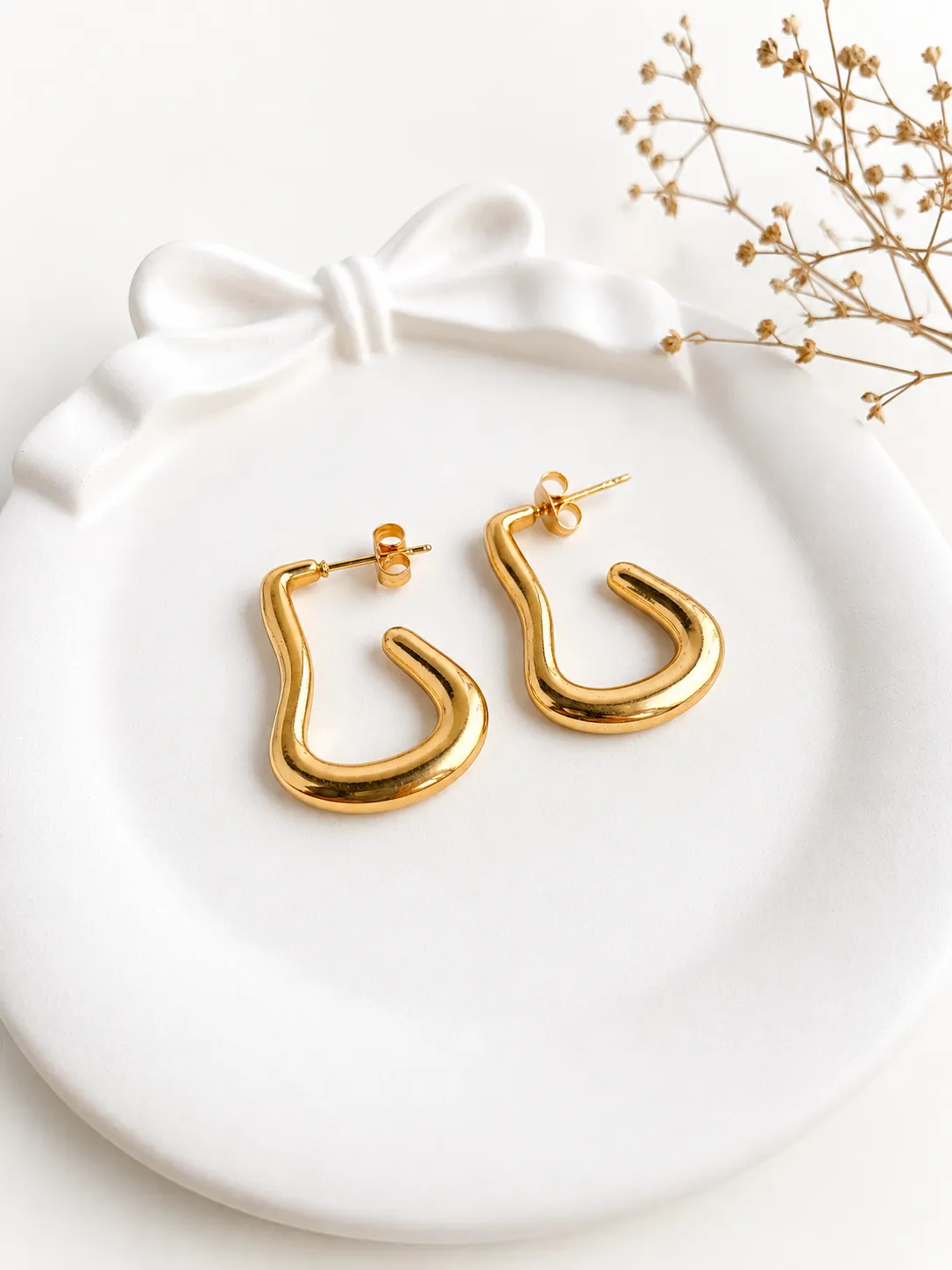 Luna Hoops Earrings