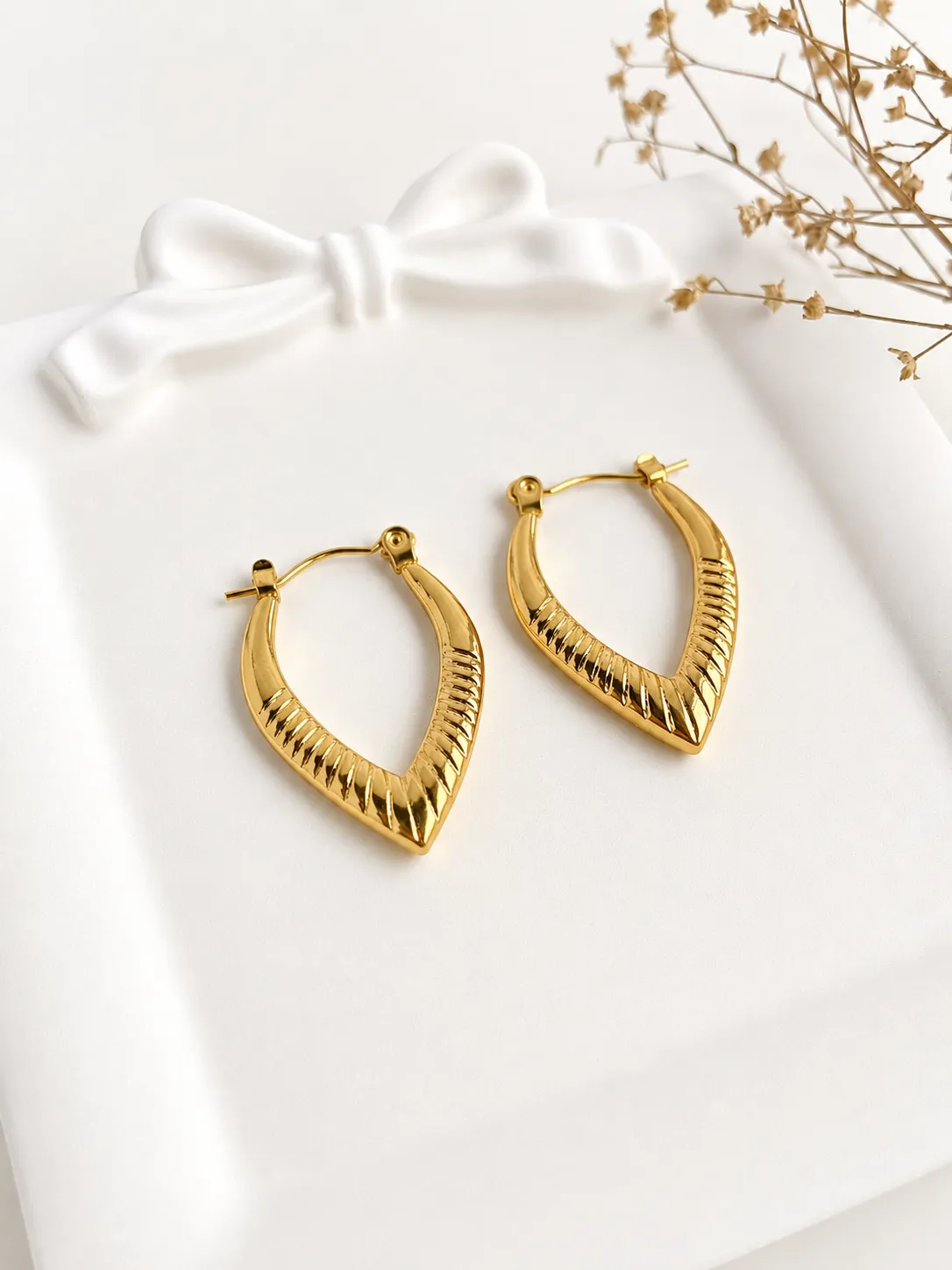 Tracy hoops Earrings 5