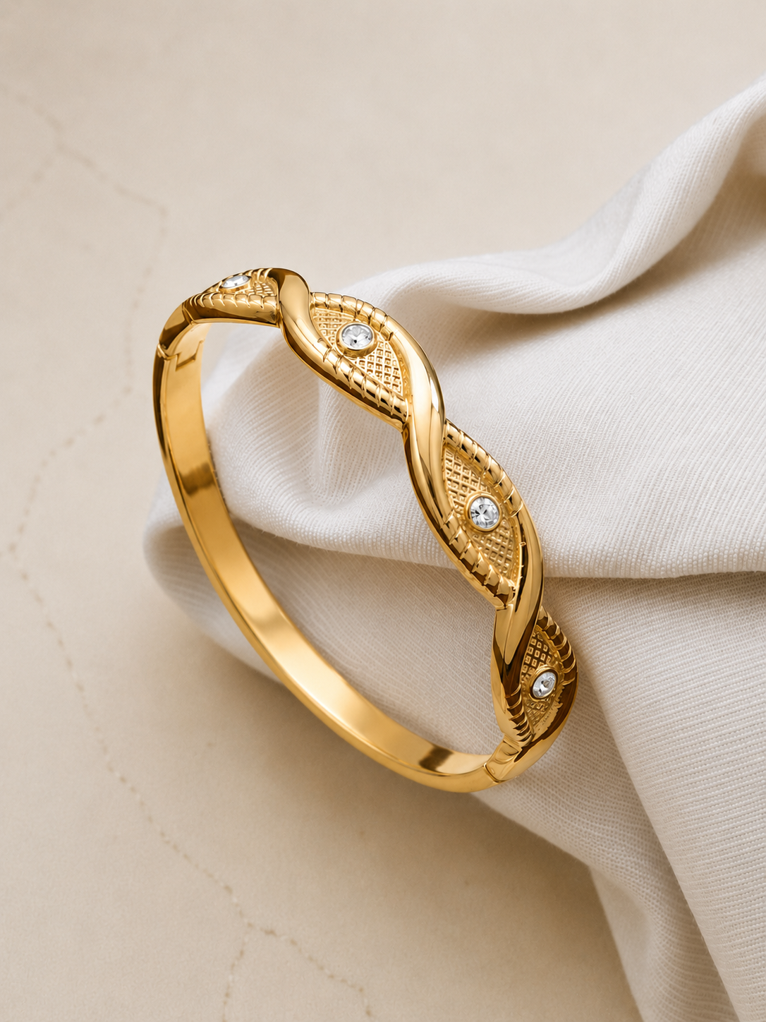 Elsa Kada Bracelet 2